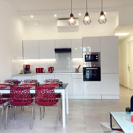 Appartement Stella 95 M2 Climatise Parking Proche Sanctuaires Lourdes Ngoại thất bức ảnh